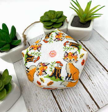 (image for) Fox Biscornu - October